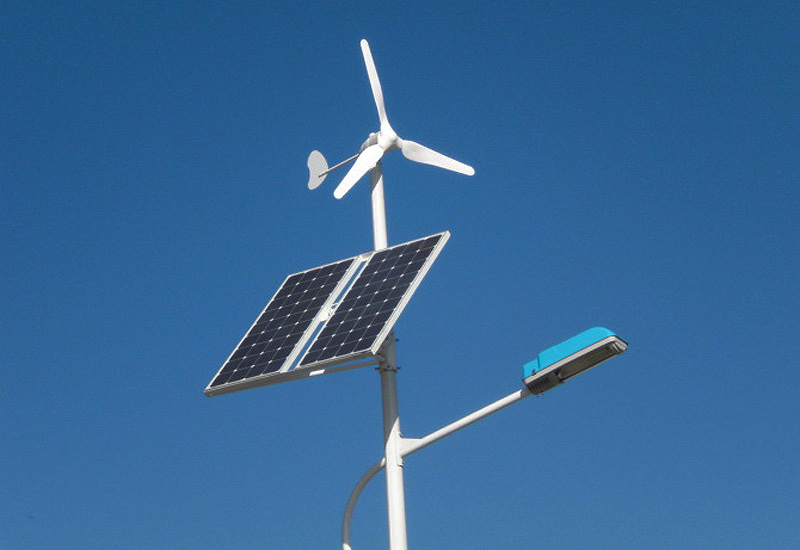 Solar-Wind-Hybrid-Systems